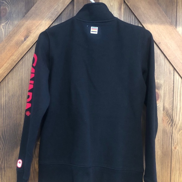 Team Canada Hudson’s Bay Olympic zipper sweater spring wardrobe winter layers - Picture 2 of 5